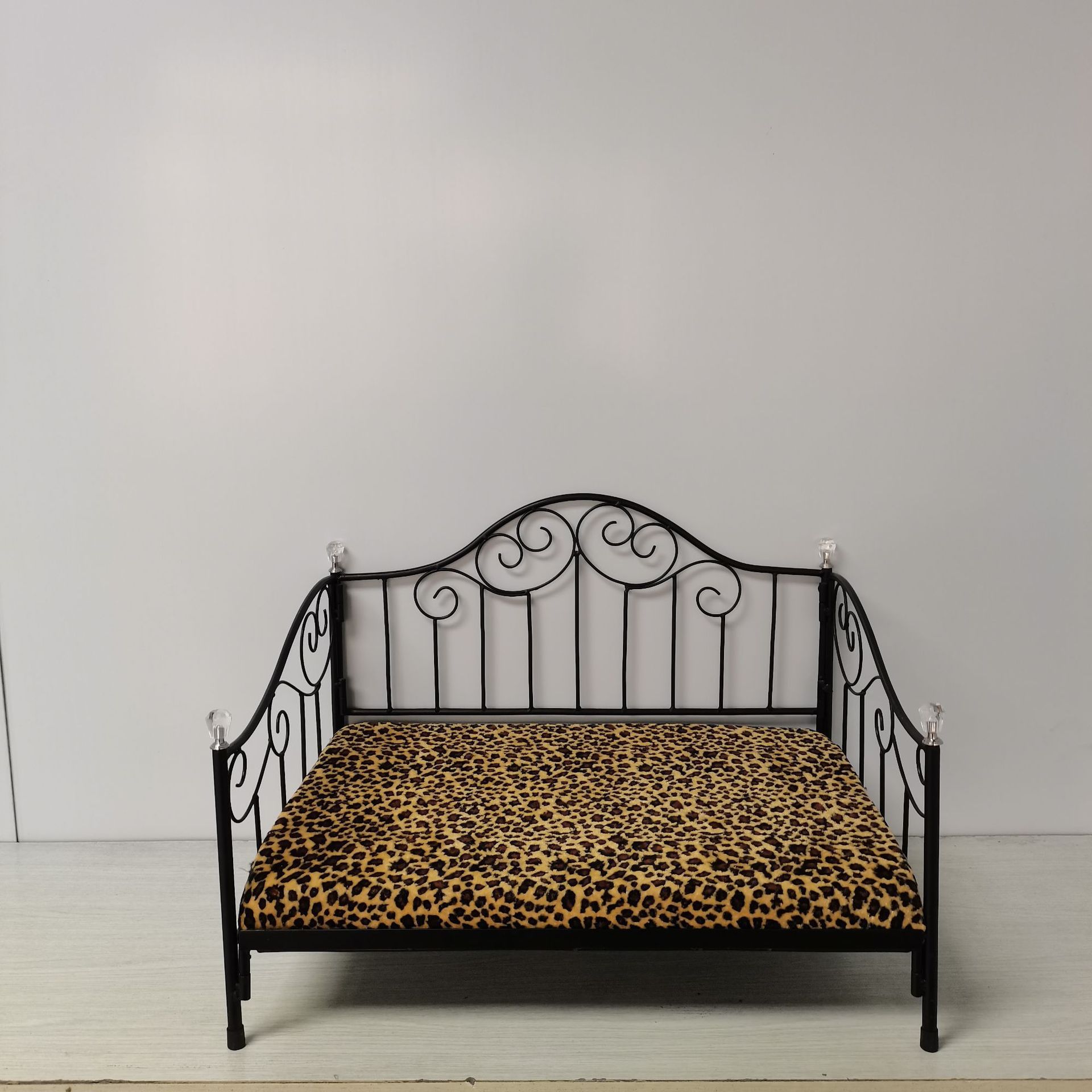 Iron dog bed, cat bed, pet bed, all season universal pet bed(图6)